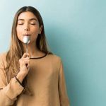NO CIERRES LOS OJOS Y SÉ VALIENTE